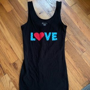 No Boundaries “Love” tank top
